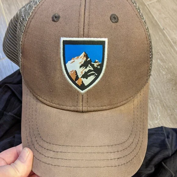 kuhl mens lightweight dark gray pullover hoodie Tour of Utah M Hats included - Picture 5 of 8